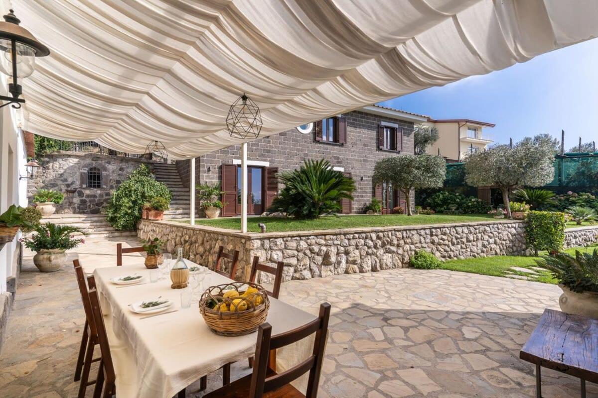 Villa Mimosa Rustic Elegance Views & Pool Massa Lubrense Luaran gambar