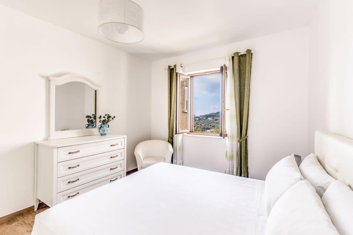 Villa Mimosa Rustic Elegance Views & Pool Massa Lubrense Luaran gambar